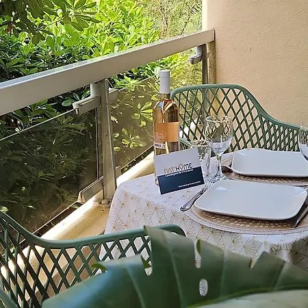 公寓 Boulouris Cosy Proche Saint-Raphaël